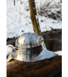 Deutscher Schaller, ca. 1480, Schaukampfhelm, versch. Größen