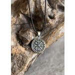 Kettenanhänger aus Silber - Vegvísir